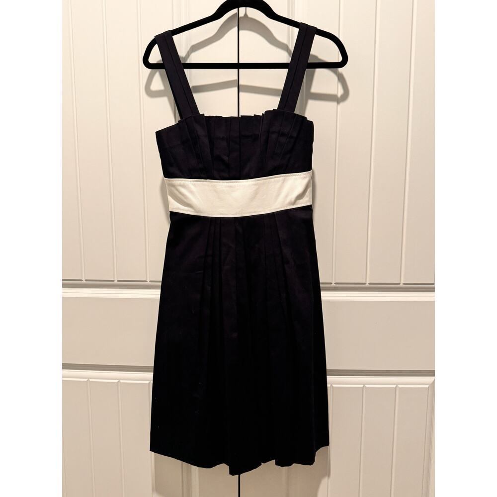 Vera Wang Lavender Label dress, Size 4 NWT
